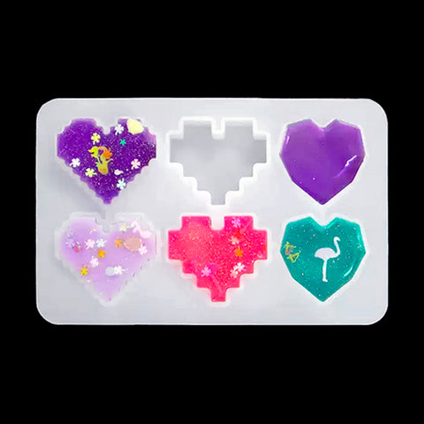 Pixelated Hearts Mould