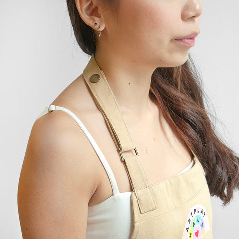 Resin Play Apron