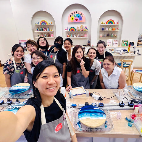 Resin Play Academy - Training Course Level 1