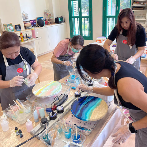 Resin Play Academy - Training Course Level 1
