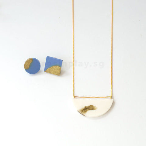 Mould Making and Resin Casting for Jewellery - 3Hrs