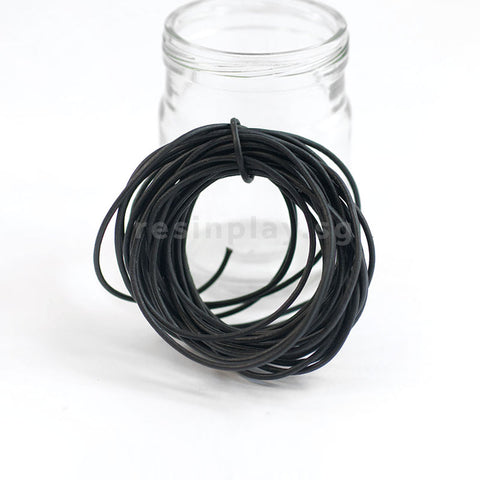 Vegetable-Tanned Round Leather Cords for Jewellery (1.5mm) - 5 meters