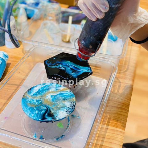 Resin Art Pouring Workshop - 2Hrs